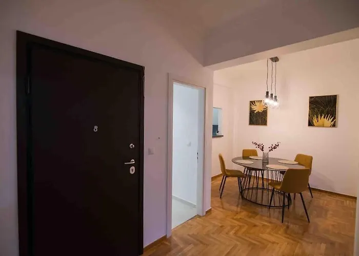 Egoiste Athens